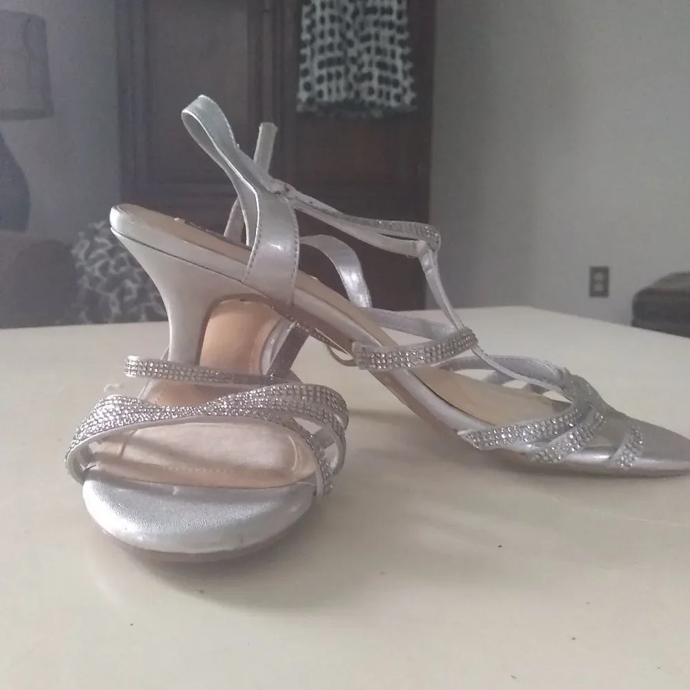 Alex Marie Shoes Rhinestones Strappy Silver Womens 9M